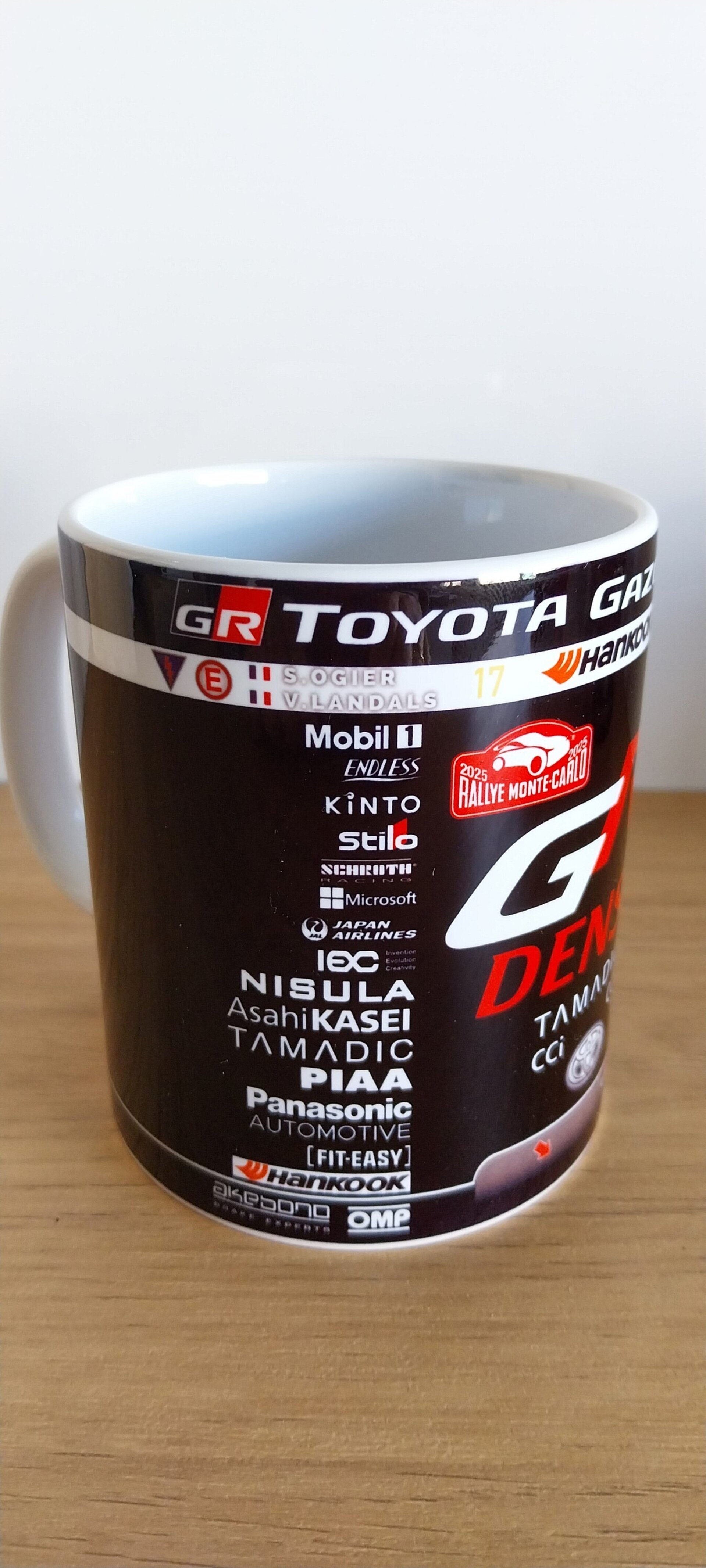 Taza de Café Sebastien Ogier Toyota Yaris Rally 1 2025 WRC - 3